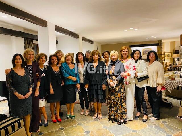 maria-giuliana-amelotti-e-la-nuova-presidente-di-fidapa-albenga-710943
